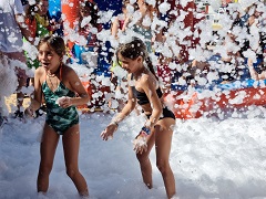 Fiesta del agua en Barriada el Puente