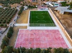 La Barriada El Puente estrena campo de ftbol 7 y pista polideportiva