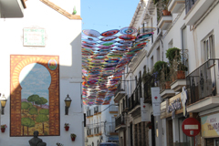 La Asociacin La Flor del Romero decora la Calle Carmona para la feria