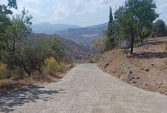 Trabajos de arreglo y mejoras en caminos rurales