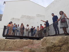 Unas 30 personas visitan lora con motivo de la Semana de la Arquitectura