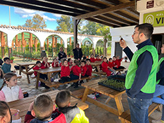 Los escolares disfrutan de una jornada medioambiental