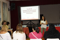 30 mujeres participan en el taller de Inteligencia Emocional
