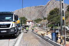 El Ayuntamiento mejora el pavimento y la imagen de la estacin El Chorro