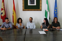 El Ayuntamiento recibe la visita del portavoz de la Diputacin