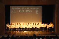 Cientos de Escolares rinden homenaje a Pepe Rosas