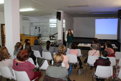 Una veintena de mujeres participan en una formacin de Voluntariado