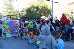 lora baila a ritmo de Carnaval